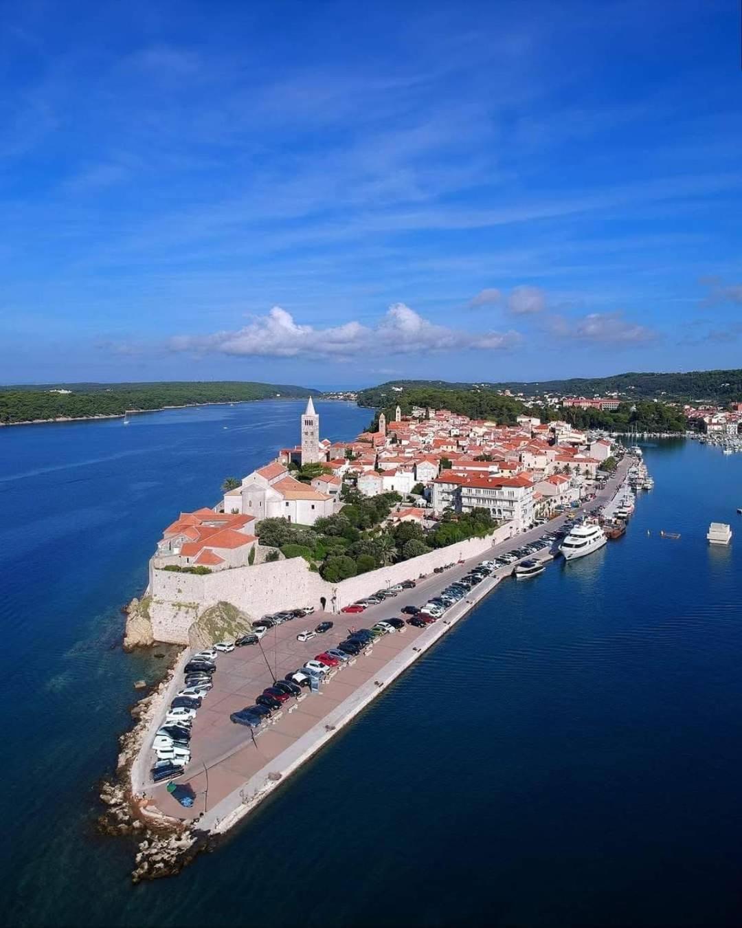 Apartman Belisima Deluxe Supetarska Draga Exterior photo